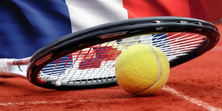 Les « Mousquetaires » du tennis tirent leur révérence ! - Viral Mag Monfils Gasquet les vétérans français font durer le plaisir à Roland Garros malgré lâge Un dernier tour de piste sur la terre battue Viral Mag