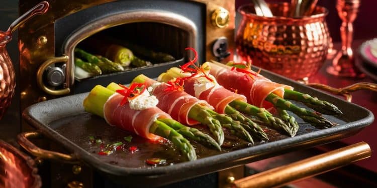 L’ingrédient secret qui décoiffe les asperges roulées! - Viral Mag Découvrez la recette insolite dasperges roulées qui va vous faire chavirer de bonheur gustatif Un délice surprenant et facile à réaliser Viral Mag