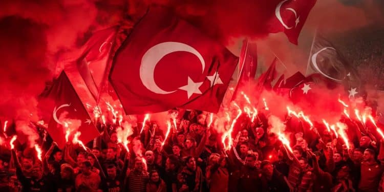 Les supporters turcs mettent le feu dans les rues de Dortmund avant le choc Turquie Portugal à lEuro 2024 Une marée rouge et blanche prête à rugir   Viral Mag