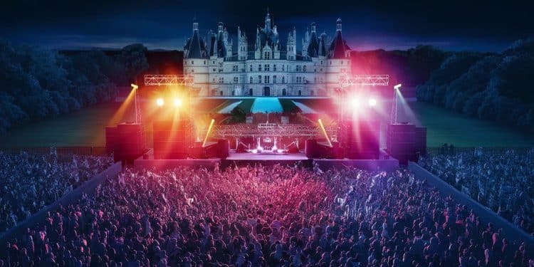 Pour la 3ème fois le château de Chambord accueille un grand concert électro dans ses jardins avec cette année la star David Guetta Un pari audacieux pour attirer un public différent et ancrer limage dun patrimoine vivant   Viral Mag