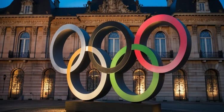 Le CIO a rendu hommage à Pierre de Coubertin fondateur des Jeux olympiques modernes lors dune cérémonie émouvante à la Sorbonne Découvrez les moments forts de cet événement symbolique   Viral Mag