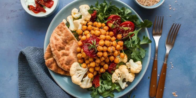 Le Dîner Parfait Pour Faciliter votre Transit Intestinal le Matin - Viral Mag Découvrez le repas du soir idéal recommandé par une diététicienne pour favoriser un transit intestinal régulier et en douceur chaque matin Viral Mag