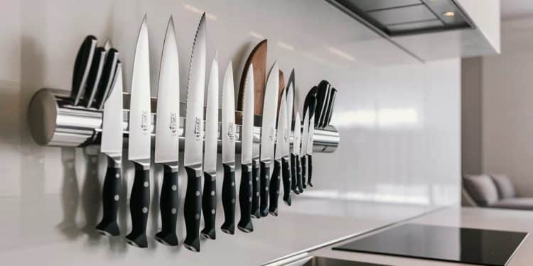 Découvrez notre sélection des meilleurs supports magnétiques pour couteaux de cuisine Sécurité praticité et style au rendez vous    Viral Mag