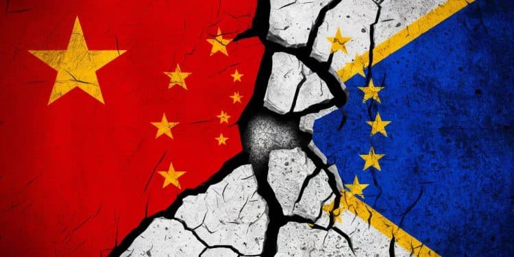 Les places boursières chinoises débutent la séance dans le flou après louverture dune enquête antidumping de Pékin sur le porc européen Découvrez les enjeux et perspectives   Viral Mag