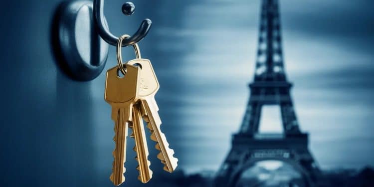 L’hébergement d’urgence en Île-de-France : un coût faramineux ? - Viral Mag Éric Ciotti affirme que 52 000 lits dhôtels sont loués chaque nuit pour limmigration en Île de France pour un coût de 12 milliard deuros Info ou intox Viral Mag