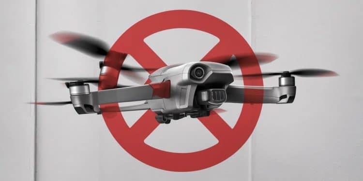 L’AMF Sanctionne Parrot : 420 000€ d’Amendes pour Infos Trompeuses - Viral Mag Parrot et ses dirigeants lourdement sanctionnés par lAMF pour diffusion dinformations fausses et trompeuses Découvrez les détails de cette affaire Viral Mag