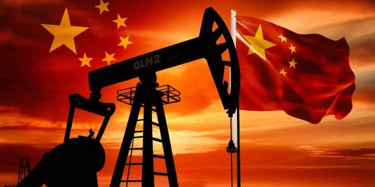 Le pétrole chute, miné par le ralentissement chinois - Viral Mag Les cours du pétrole dévissent face aux inquiétudes sur la croissance en Chine Quelles conséquences pour léconomie mondiale Viral Mag