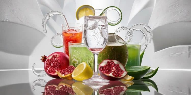 Les 7 Meilleures Boissons aux Électrolytes pour Rester Hydraté - Viral Mag Découvrez les 7 boissons naturelles riches en électrolytes essentiels pour booster votre hydratation et votre énergie Des surprises vous attendent Viral Mag