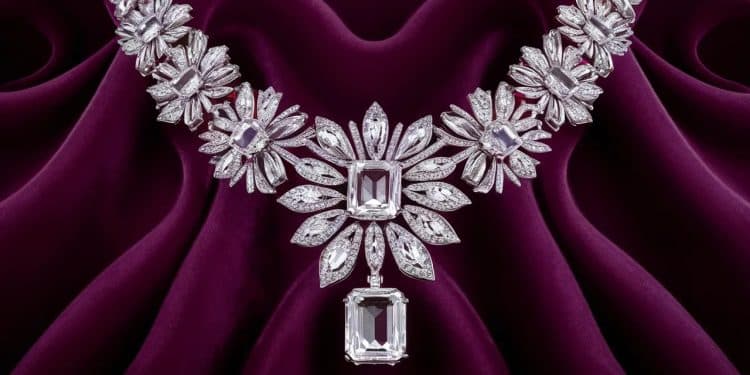 Explorez lunivers fascinant de lultra haute joaillerie où les créations les plus exclusives rivalisent de carats et dartisanat dexception   Viral Mag