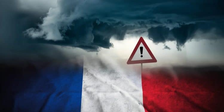 L’Urgence d’un Cordon Sanitaire autour de La France Insoumise - Viral Mag Édouard Tétreau appelle à faire barrage à La France Insoumise suite aux purges et à la volonté de conflictualiser la société française Viral Mag