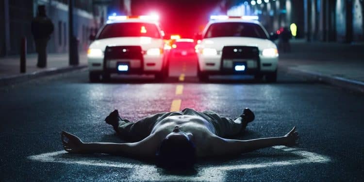 Un crime choquant à Valence  un homme égorgé par un ressortissant algérien en fuite La police mène une chasse à lhomme dans toute la ville   Viral Mag