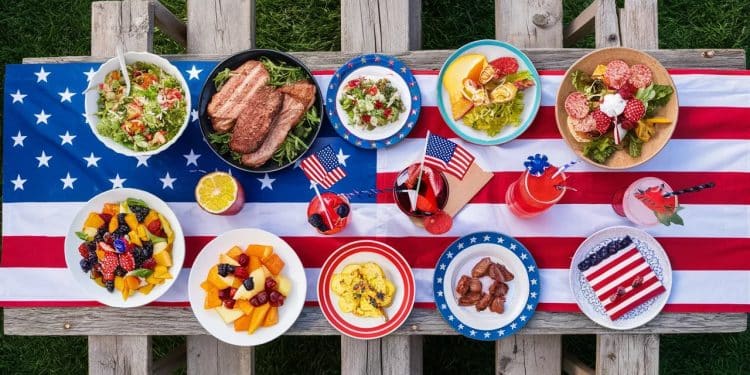 Découvrez nos 38 meilleures recettes estivales et festives pour un 4 juillet réussi Salades grillades desserts  il y en a pour tous les goûts    Viral Mag