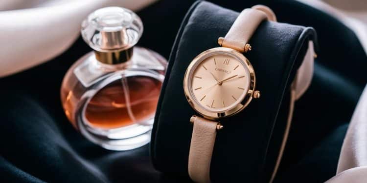 Découvrez la nouvelle montre Égérie de Vacheron Constantin une pièce unique alliant haute horlogerie et parfumerie de luxe Une création olfactive inédite signée Dominique Ropion   Viral Mag