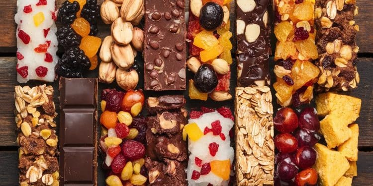 10+ Barres Gourmandes à Faire Soi-Même et Adopter pour Toujours ! - Viral Mag Découvrez plus de 10 recettes irrésistibles de barres gourmandes maison Variées saines et faciles à faire elles deviendront vos snacks favoris pour longtemps Viral Mag