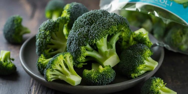 L’aliment surgelé numéro 1 chez Costco pour une santé intestinale optimale - Viral Mag Découvrez le meilleur aliment surgelé chez Costco plébiscité par les diététiciens pour booster votre santé intestinale et intégrer facilement des prébiotiques dans votre alimentation Viral Mag