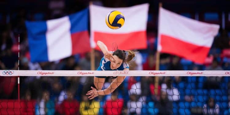 Le Miracle Des Volleyeurs Français : La Quête De L’Or Se Poursuit - Viral Mag Les champions olympiques en titre sont à un set dun exploit historique face à la Pologne en finale des Jeux olympiques de Paris 2024 Suivez le match en direct Viral Mag