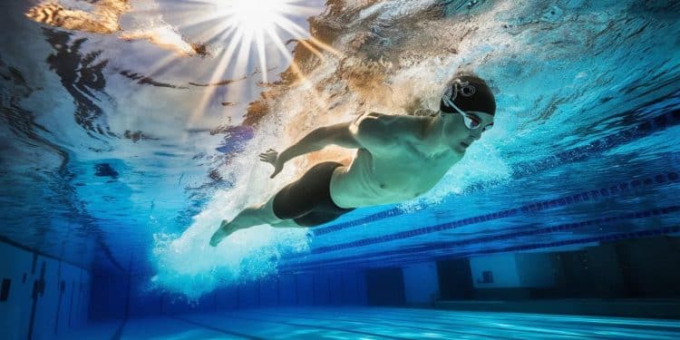 Léon Marchand, le prodige de la natation française aux JO - Viral Mag Découvrez lincroyable parcours de Léon Marchand le nageur français qui a brillé aux Jeux Olympiques de Paris 2024 en remportant trois médailles dor   Viral Mag