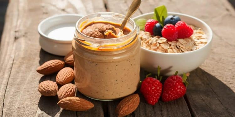 Les Bienfaits Surprenants du Beurre d’Amande Pour Votre Santé - Viral Mag Découvrez les bienfaits étonnants du beurre damande pour votre bien être  riche en nutriments il protège votre cœur et équilibre votre glycémie   Viral Mag