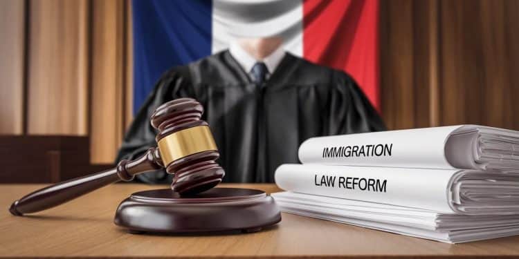 Même si la Loi Immigration aurait permis lexpulsion du meurtrier du gendarme Lucie Castets souhaite la réformer si elle arrive au pouvoir   Viral Mag