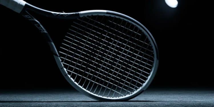 Novak Djokovic se plaint après une soirée tardive à l’US Open - Viral Mag Novak Djokovic exprime sa frustration suite à un match programmé tard dans la soirée lors de lUS Open Découvrez les coulisses de cette controverse   Viral Mag