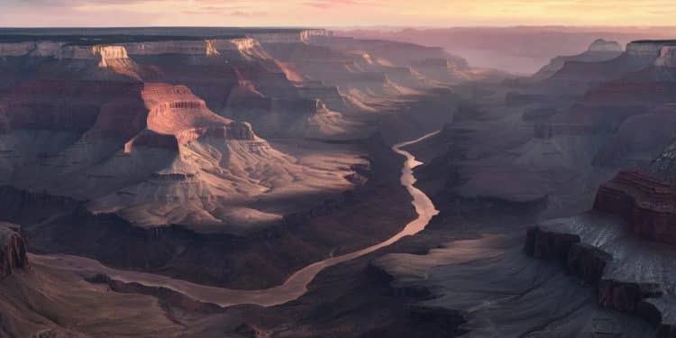 Visiter le Grand Canyon : Découvrez ses merveilles naturelles - Viral Mag Partez à la découverte des splendeurs du Grand Canyon randonnées grandioses couchers de soleil flamboyants panoramas à couper le souffle Préparez votre visite avec nos conseils Viral Mag