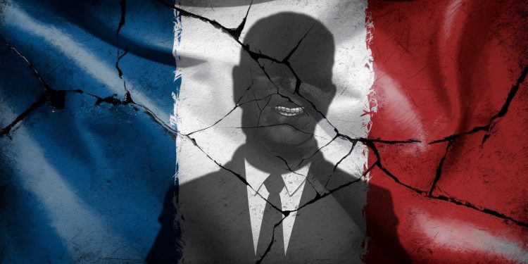 La Gauche Tartufe : Le Nouveau Visage Polémique de Mélenchon - Viral Mag Jean Luc Mélenchon accusé de faire le jeu du communautarisme électoral divise jusque dans son propre camp Une radicalité qui inquiète Viral Mag