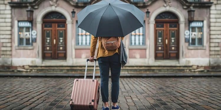 Voyage serein : L’assurance, votre alliée indispensable cet été - Viral Mag Partez en vacances lesprit tranquille grâce à une assurance voyage bien choisie Découvrez nos conseils pour sélectionner la couverture idéale et profiter pleinement de votre été Viral Mag