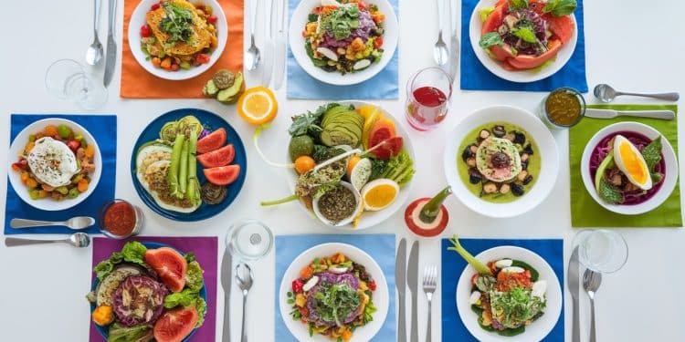 Découvrez 15 délicieuses recettes végétariennes rapides et saines pour le déjeuner prêtes en moins de 15 minutes Salades sandwichs soupes et plus encore    Viral Mag