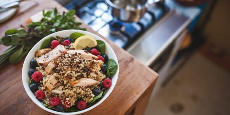 Découvrez 20 recettes de déjeuners sains et savoureux riches en fibres et prêts en seulement 20 minutes Idéal pour un repas rapide et équilibré    Viral Mag