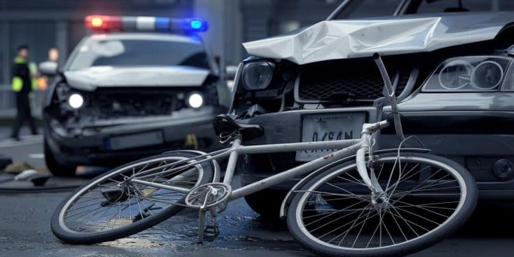 La maire de Paris Anne Hidalgo compte rendre hommage au cycliste Paul Varry mortellement percuté par une voiture suite à un différend routier   Viral Mag