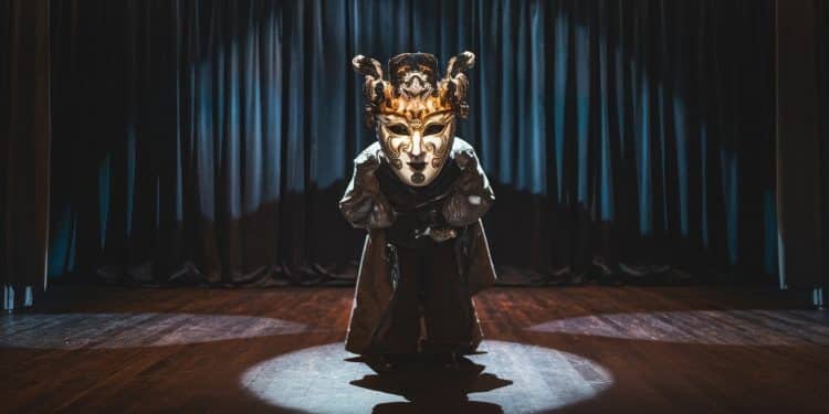 Franck Dubosc Démasqué en Maître du Jeu sur TF1 - Viral Mag Découvrez lidentité du mystérieux Maître du Jeu dévoilée après 3 semaines denquête Un final surprenant et 100 000€ pour des associations Viral Mag