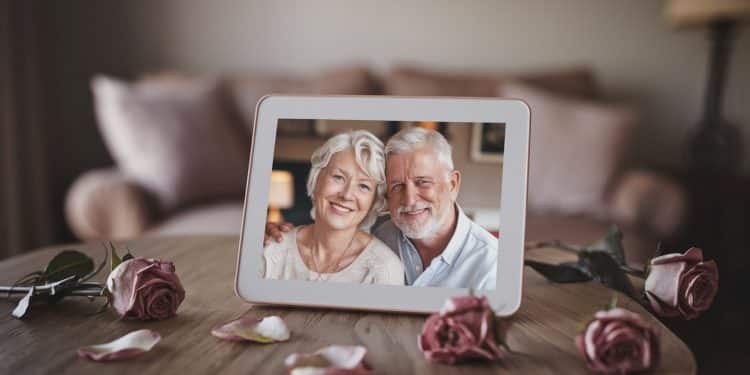Découvrez comment gérer les comptes de réseaux sociaux dun proche disparu Conseils pratiques pour honorer sa mémoire en ligne   Viral Mag