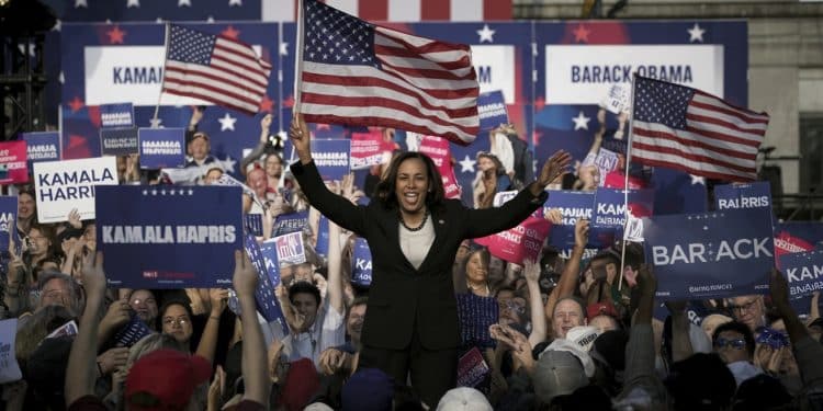 Kamala Harris dramatise les enjeux électoraux avec Barack Obama et Bruce Springsteen en Géorgie tandis que Donald Trump se rend en Arizona   Viral Mag