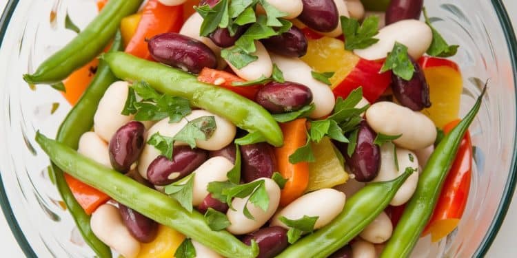 Découvrez notre recette rapide et gourmande de salade aux trois haricots riche en fibres et en protéines végétales Un accompagnement estival parfait    Viral Mag