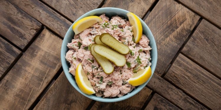 La Salade de Thon Marinée : Un Délice Sain et Rapide - Viral Mag Découvrez la recette ultra simple et savoureuse de la salade de thon marinée idéale pour un repas sain sur le pouce Apprenez les secrets pour sublimer cette salade Viral Mag