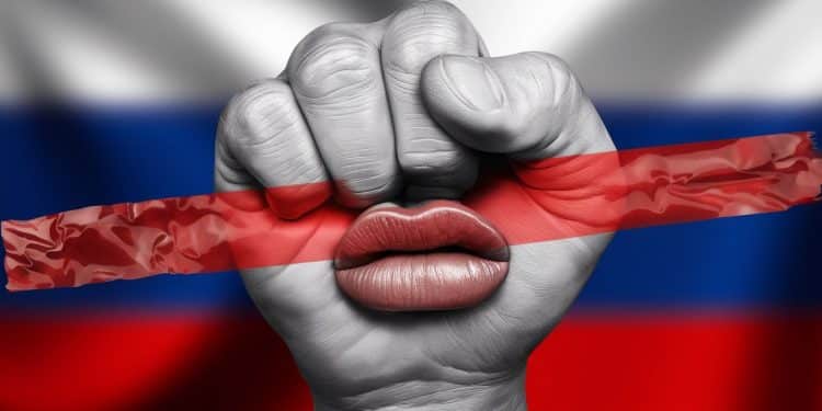 Le Conseiller du Kremlin Nie la Répression en Russie - Viral Mag Un conseiller du Kremlin a surpris en qualifiant les restrictions en Russie de mesures sanitaires plutôt que de répression politique Viral Mag