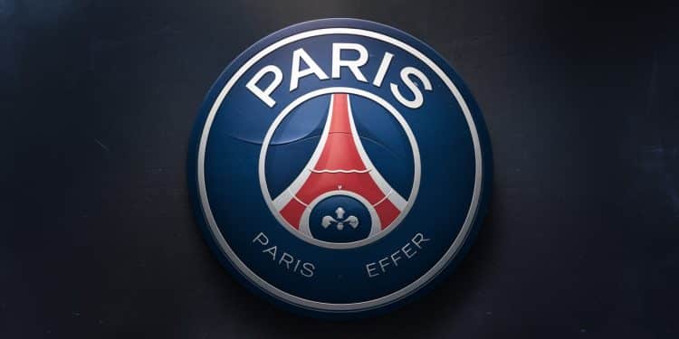 Le Paris FC entre dans une nouvelle ère avec la famille Arnault - Viral Mag Le rachat du Paris FC par Agache holding familiale de Bernard Arnault marque un tournant pour le football français Découvrez les enjeux et ambitions de cette opération Viral Mag