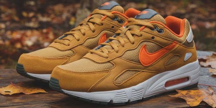 Le Retour Fracassant de la Nike LD-1000 Vintage - Viral Mag La Nike LD 1000 fait un retour remarqué cette saison avec un coloris audacieux mêlant doré et orange fidèle à son look rétro iconique de 1977 Viral Mag