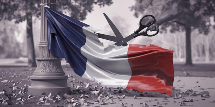 Députés et sénateurs remettent en cause le SNU voulu par Emmanuel Macron jugeant son coût trop élevé face aux impératifs budgétaires   Viral Mag