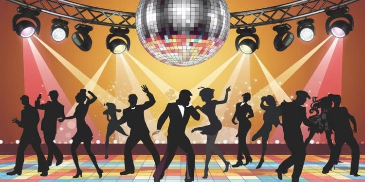 Nikos Aliagas et la Star Academy 2024 revisitent le disco ! - Viral Mag Nikos Aliagas fait sensation en participant à un tableau disco déjanté aux côtés des élèves de la Star Academy Découvrez la vidéo de ce moment mémorable Viral Mag