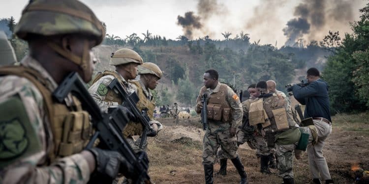Nouveaux Affrontements en RDC : Les Rebelles du M23 Intensifient Leur Offensive - Viral Mag Malgré le cessez le feu signé début août de violents combats opposent larmée congolaise et les rebelles du M23 soutenus par le Rwanda dans lest de la RDC Une escalade inquiétante du conflit Viral Mag