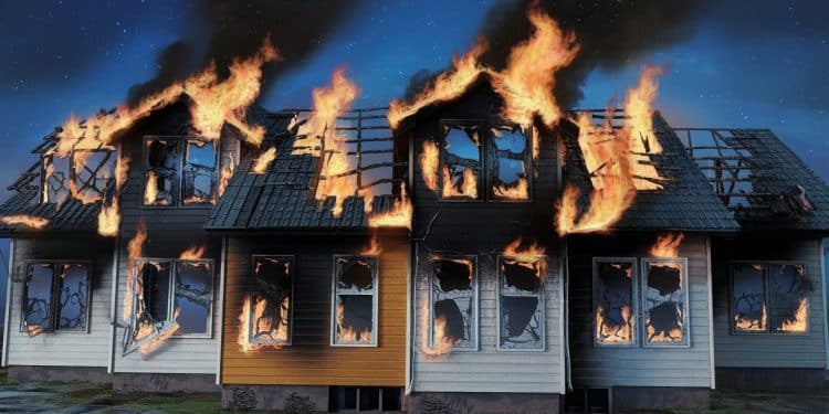 Un étudiant sénégalais incendie sa chambre et met le feu à une maison - Viral Mag Étudiant sénégalais de 23 ans met le feu à sa chambre à Guingamp avant de prendre la fuite Le jeune homme souhaitait être expulsé vers son pays Viral Mag