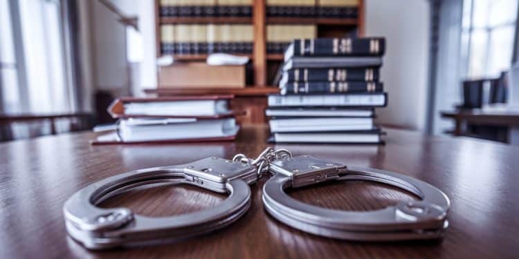 En Corse un migrant algérien de 52 ans a été condamné à 2 ans de prison pour détention dimages pédopornographiques Il écope aussi dune interdiction de séjour de 5 ans   Viral Mag