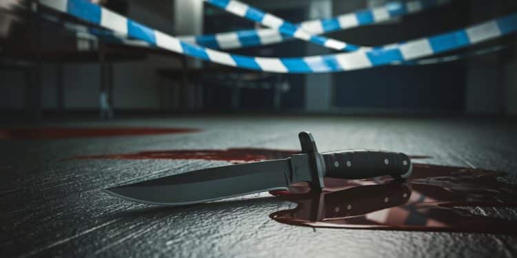 Un policier tire sur un homme en garde à vue à Saintes - Viral Mag Un homme en garde à vue au commissariat de Saintes a agressé deux policiers au couteau avant dêtre blessé par balle Deux enquêtes ont été ouvertes   Viral Mag