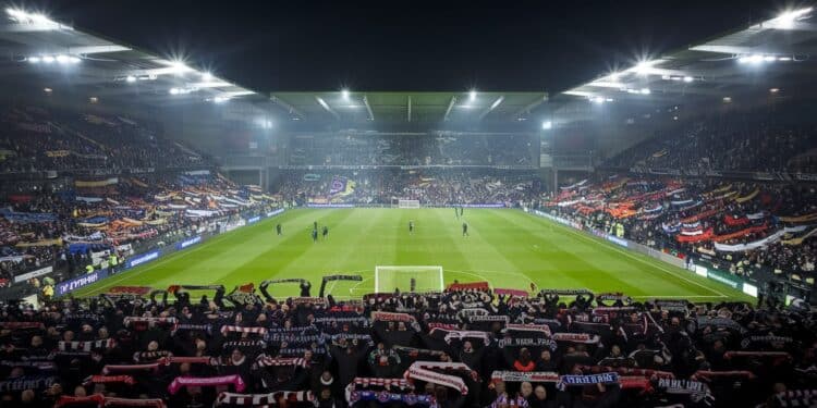 Le Borussia Dortmund 5e au classement affronte le Bayern Munich leader incontesté de la Bundesliga Un choc au sommet qui promet du spectacle    Viral Mag