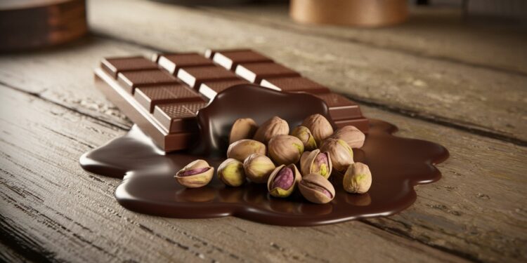 Chocolat « Dubaï » : Le phénomène viral qui enflamme le web - Viral Mag 24112024 Vous avez sûrement entendu parler du chocolat Dubaï qui affole la toile Cette friandise à la pistache est devenue un véritable phénomène viral en quelques mois Pâtissiers et internautes du monde entier se larrachent Découvrez les secrets de ce succès fulgurant qui Viral Mag