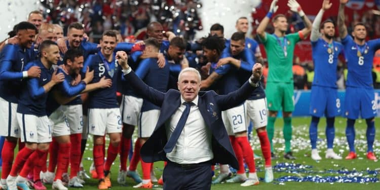 Didier Deschamps Fier Des Bleus Après Leur Victoire Contre L’Italie - Viral Mag Didier Deschamps exprime sa fierté suite à la brillante performance des Bleus lors de leur victoire 2 0 contre lItalie en Ligue des Nations Découvrez ses mots inspirants Viral Mag