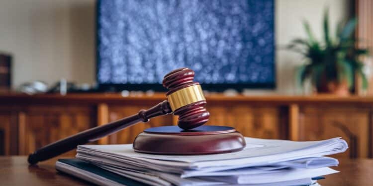 Disparition de C8 : Un Recours Jugé Irrecevable par le Conseil d’État - Viral Mag Le Conseil dÉtat a jugé irrecevable le recours de C8 contre la perte de sa fréquence TNT le jugeant déposé trop tôt NRJ12 et Le Média sont également concernés   Viral Mag