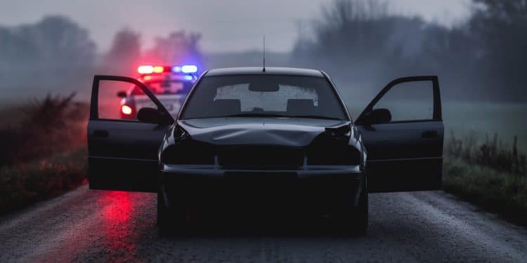 Drame Conjugal à Dieppe : Une Femme Tuée par son Mari lors d’une Marche Arrière - Viral Mag Un terrible drame sest déroulé à Bacqueville en Caux près de Dieppe ce samedi 2 novembre Un homme aurait écrasé sa femme de 70 ans en faisant une marche arrière Viral Mag