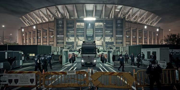 France-Israël : Un Match de Foot Sous Haute Tension - Viral Mag Face au climat explosif la France déploie un dispositif sécuritaire exceptionnel pour le match France Israël Découvrez les coulisses de cet événement ultra sensible Viral Mag